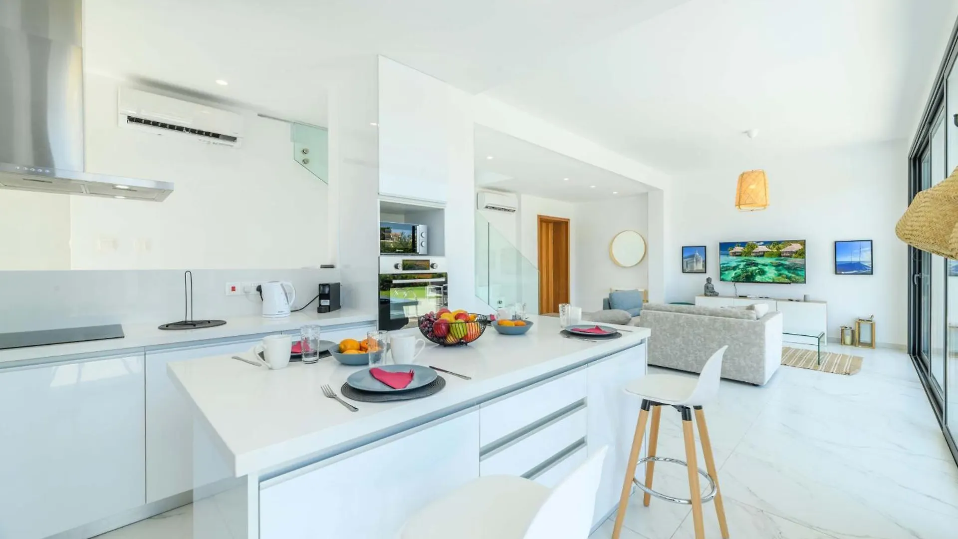 By The Beach - White Coral Villa Protaras Cyprus