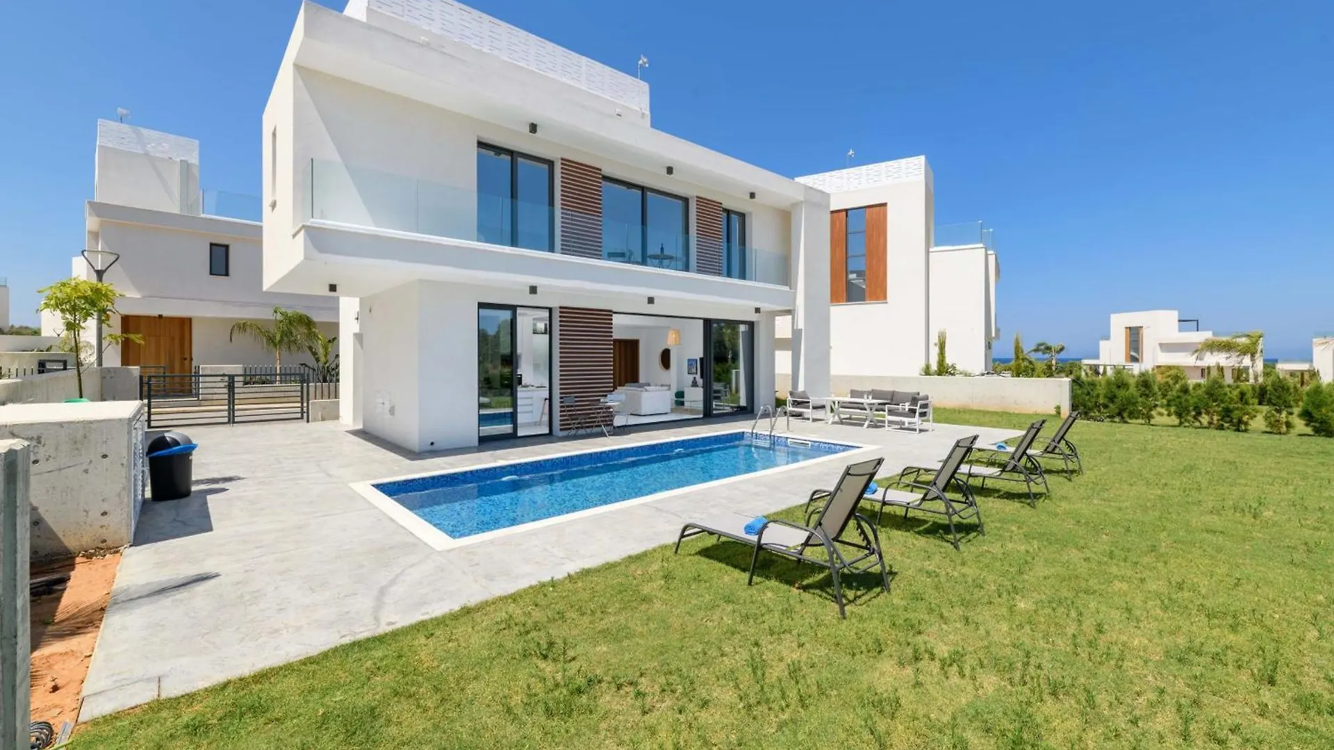 By The Beach - White Coral Villa contacts